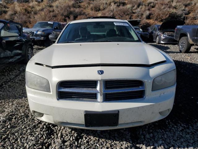 2B3KA43G86H182719 - 2006 DODGE CHARGER SE WHITE photo 5