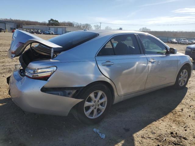 4T4BF3EK7BR143981 - 2011 TOYOTA CAMRY BASE SILVER photo 3