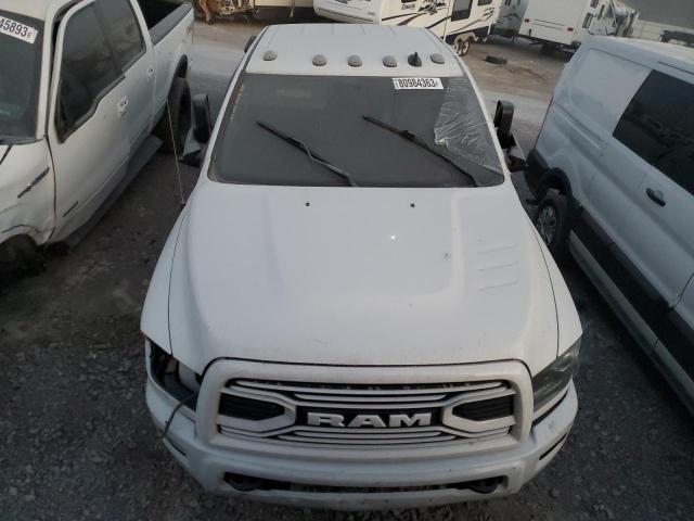 3C63RRJL4JG353801 - 2018 RAM 3500 LARAMIE WHITE photo 5