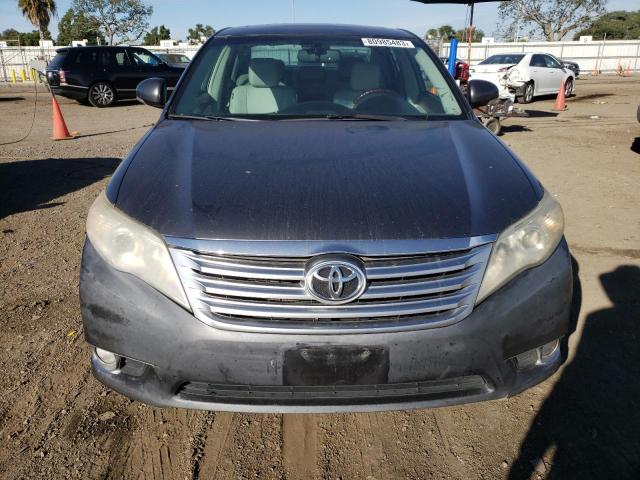 4T1BK3DB6CU463608 - 2012 TOYOTA AVALON BASE 灰色 照片 5