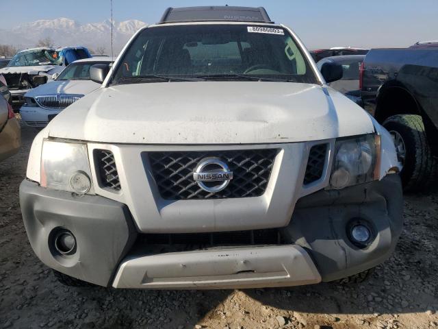 5N1AN0NW8DN811424 - 2013 NISSAN XTERRA X WHITE photo 5