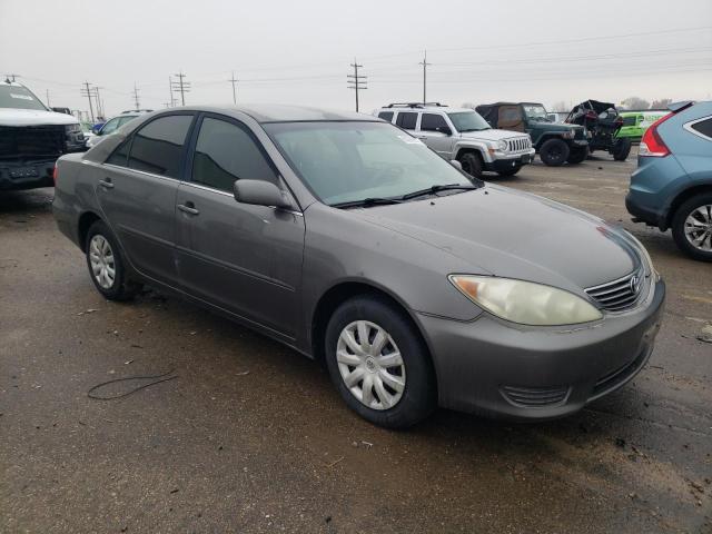 4T1BE32K15U523940 - 2005 TOYOTA CAMRY LE CHARCOAL photo 4