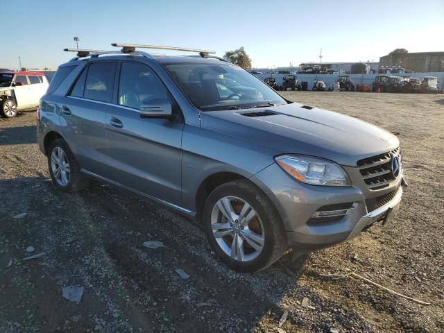 4JGDA5HBXCA022020 - 2012 MERCEDES-BENZ ML 350 4MATIC GRAY photo 4