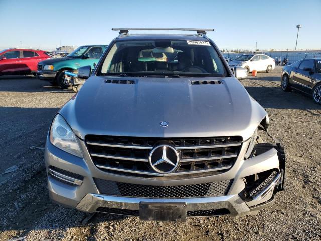 4JGDA5HBXCA022020 - 2012 MERCEDES-BENZ ML 350 4MATIC GRAY photo 5