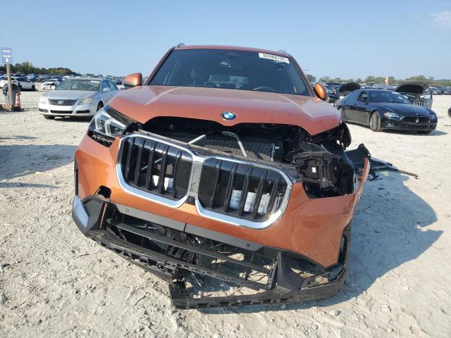 WBX73EF03P5W76078 - 2023 BMW X1 XDRIVE28I ORANGE photo 5