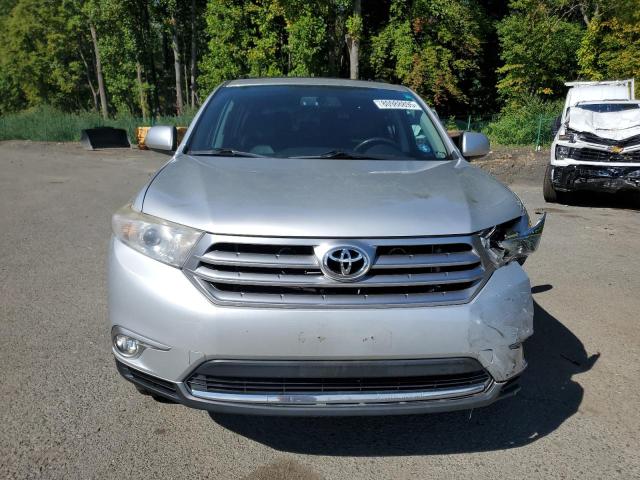 5TDBK3EH3CS145361 - 2012 TOYOTA HIGHLANDER BASE 银色 照片 5