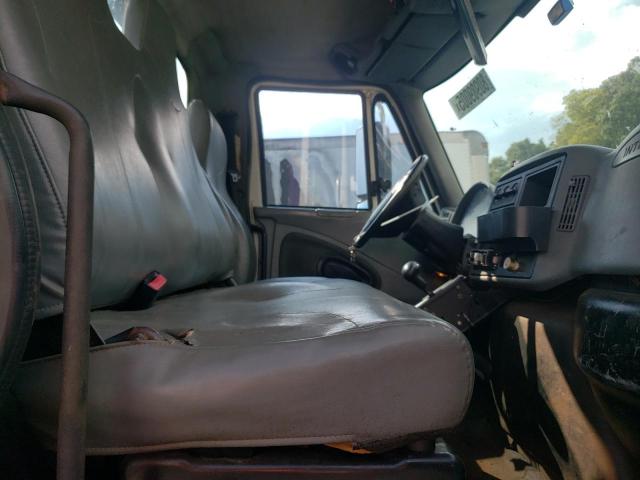 1HTMMAAM04H612934 - 2004 INTERNATIONAL 4000 4300 TWO TONE photo 5