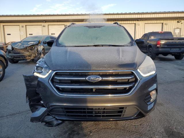 1FMCU0GD0JUC01879 - 2018 FORD ESCAPE SE GRAY photo 5