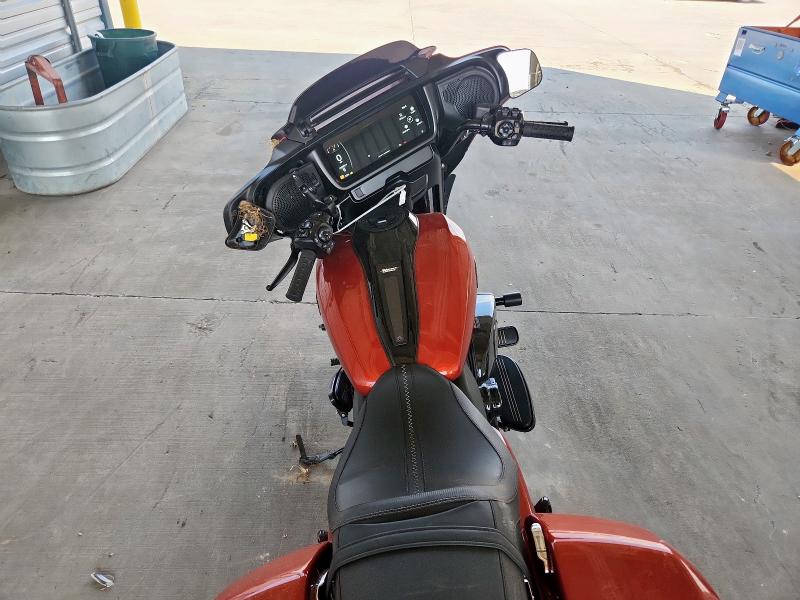 1HD1KB713RB627607 - 2024 HARLEY-DAVIDSON FLHX ORANGE photo 6