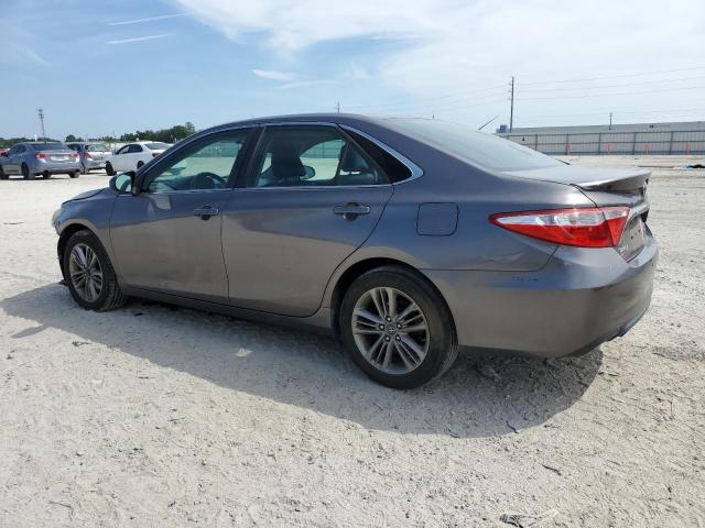 4T1BF1FK9HU399044 - 2017 TOYOTA CAMRY LE 石墨色 照片 2