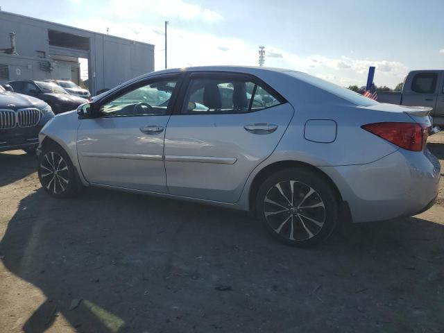 2T1BURHE5KC210409 - 2019 TOYOTA COROLLA L 银色 照片 2