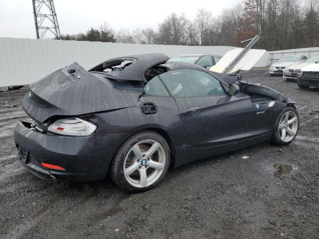 WBALM5C56BE379790 - 2011 BMW Z4 SDRIVE30I GRAY photo 3