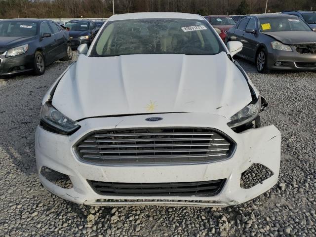 3FA6P0H75FR265311 - 2015 FORD FUSION SE WHITE photo 5