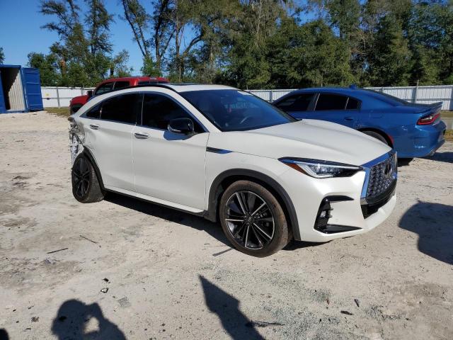 3PCAJ5K39NF102931 - 2022 INFINITI QX55 ESSENTIAL WHITE photo 4