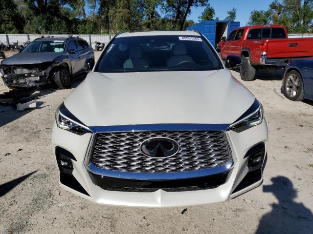 3PCAJ5K39NF102931 - 2022 INFINITI QX55 ESSENTIAL WHITE photo 5