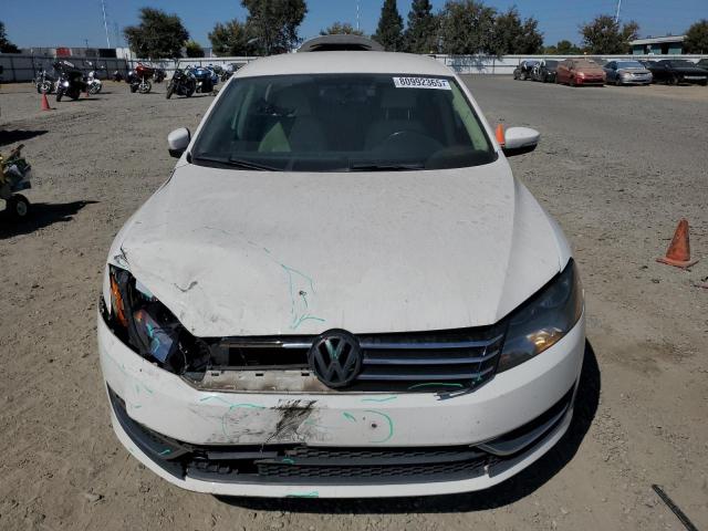 1VWAT7A30FC068266 - 2015 VOLKSWAGEN PASSAT S WHITE photo 5