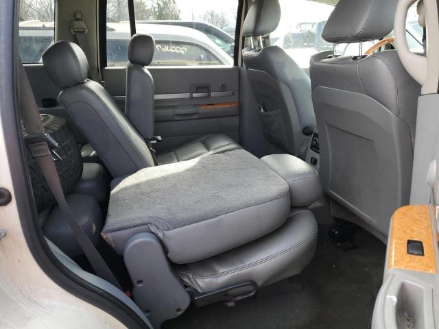 1A8HX58N38F112725 - 2008 CHRYSLER ASPEN LIMITED CREAM photo 10