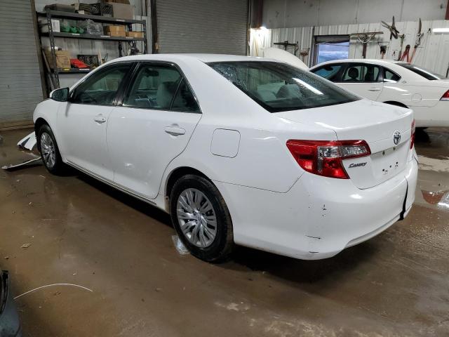 4T1BF1FK9EU332763 - 2014 TOYOTA CAMRY L WHITE photo 2