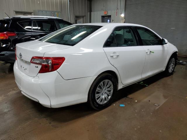 4T1BF1FK9EU332763 - 2014 TOYOTA CAMRY L WHITE photo 3