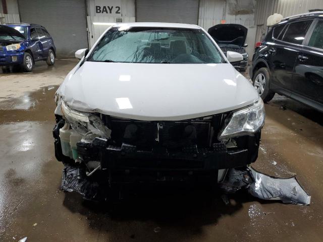 4T1BF1FK9EU332763 - 2014 TOYOTA CAMRY L WHITE photo 5