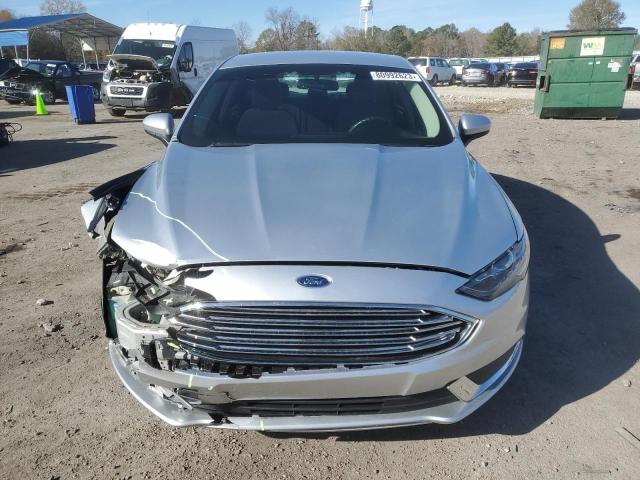 3FA6P0H73HR402605 - 2017 FORD FUSION SE SILVER photo 5