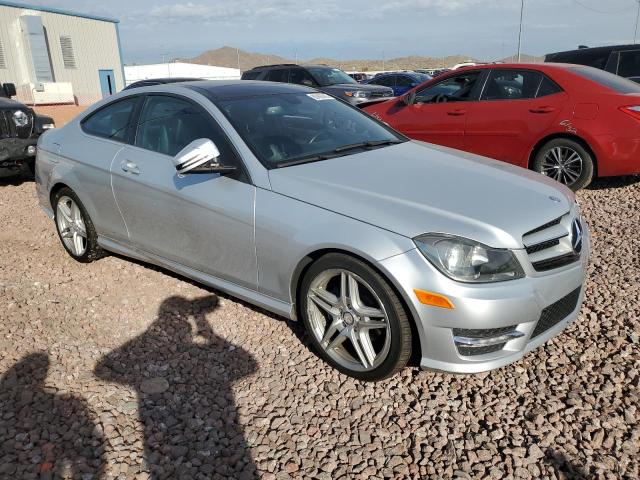 WDDGJ4HB5DF951702 - 2013 MERCEDES-BENZ C 250 SILVER photo 4