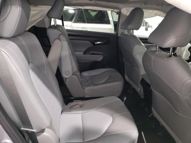 5TDGZRBHXNS206121 - 2022 TOYOTA HIGHLANDER XLE BLUE photo 11