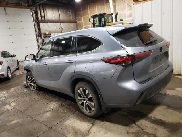 5TDGZRBHXNS206121 - 2022 TOYOTA HIGHLANDER XLE BLUE photo 2