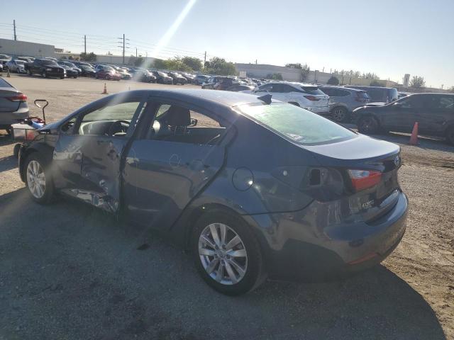 KNAFX4A67F5317766 - 2015 KIA FORTE LX BLUE photo 2