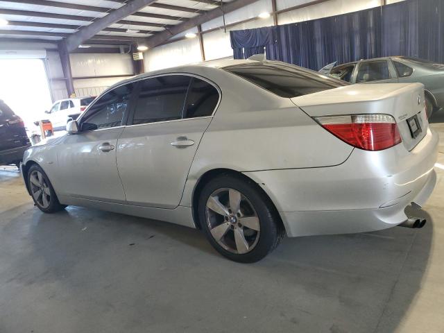 WBANF33506CS34852 - 2006 BMW 525 XI SILVER photo 2