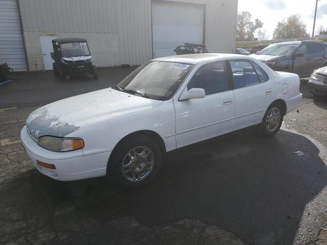 1996 TOYOTA CAMRY LE, 