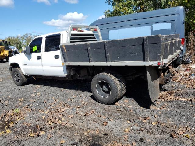 1GCJK33G81F147710 - 2001 CHEVROLET SILVERADO K3500 WHITE photo 3