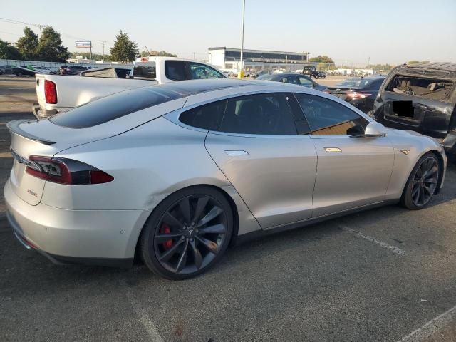 5YJSA1H21EFP65700 - 2014 TESLA MODEL S ვერცხლისფერი ფოტო 3