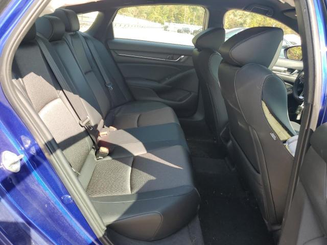 1HGCV1F31JA105455 - 2018 HONDA ACCORD SPORT Blau Foto 10