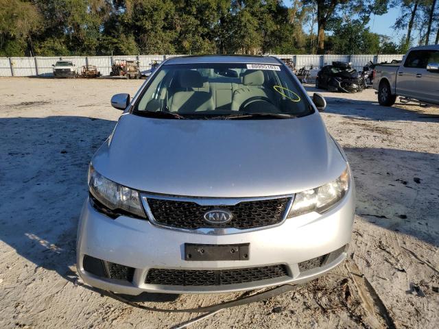 KNAFU4A25D5674298 - 2013 KIA FORTE EX SILVER photo 5