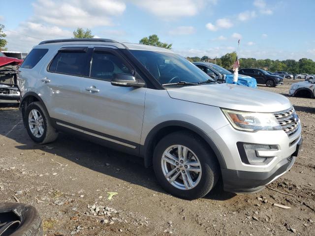 1FM5K8D84HGA67584 - 2017 FORD EXPLORER XLT ვერცხლისფერი ფოტო 4