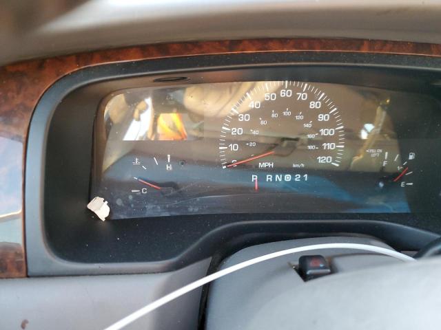 1LNHM81W81Y728432 - 2001 LINCOLN TOWN CAR EXECUTIVE Weiß Foto 9