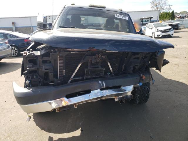 1GCHK24U56E191576 - 2006 CHEVROLET SILVERADO K2500 HEAVY DUTY BLACK photo 5