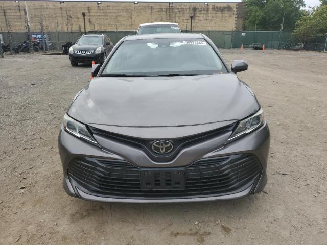 4T1B11HK4KU820638 - 2019 TOYOTA CAMRY L GRAY photo 5