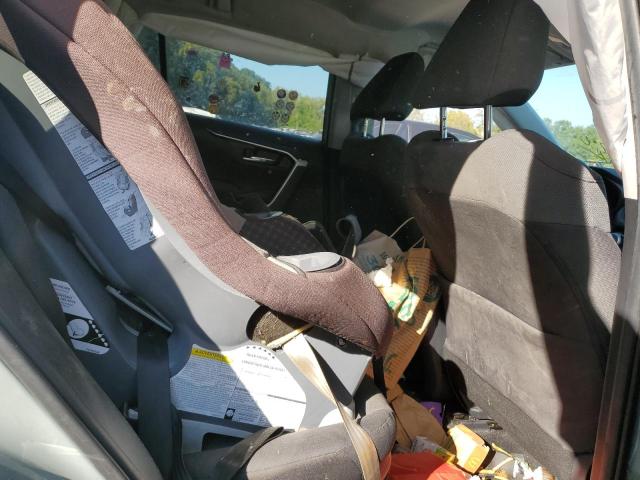 4T3R6RFV0MU008484 - 2021 TOYOTA RAV4 XLE 灰色 照片 11