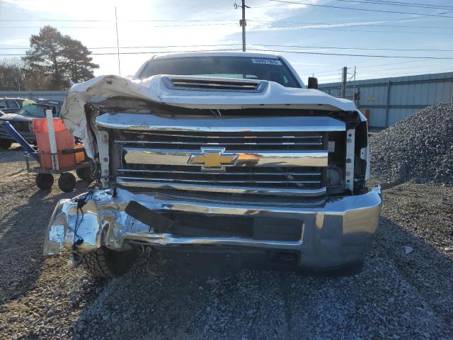 1GC1KUEY7JF145488 - 2018 CHEVROLET SILVERADO K2500 HEAVY DUTY WHITE photo 5