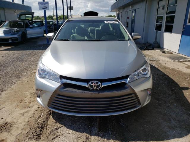 4T1BF1FK0FU008795 - 2015 TOYOTA CAMRY LE SILVER photo 5