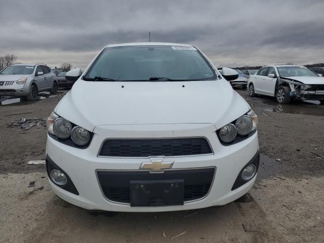 1G1JE5SB4G4138931 - 2016 CHEVROLET SONIC LTZ WHITE photo 5