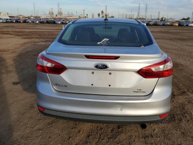 1FADP3F20DL201141 - 2013 FORD FOCUS SE SILVER photo 6