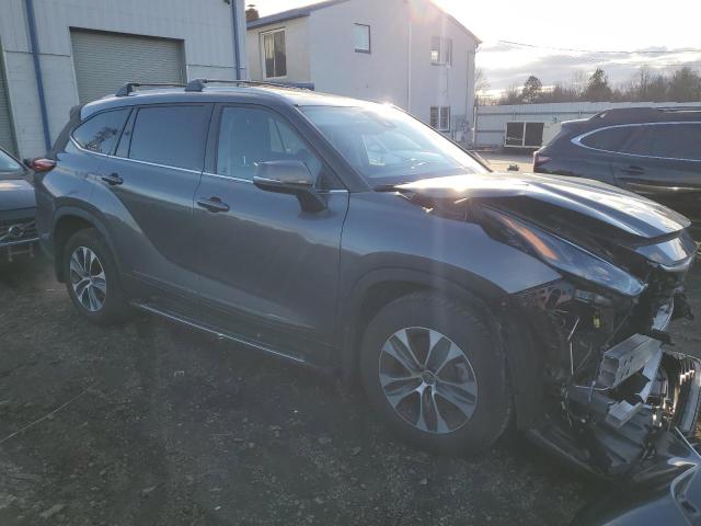 5TDGZRBH9NS588657 - 2022 TOYOTA HIGHLANDER XLE Grafit foto 4