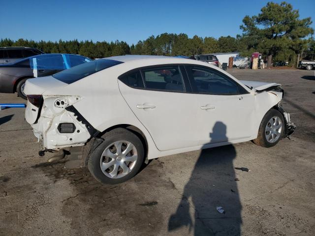 3MZBN1U79JM258777 - 2018 MAZDA 3 SPORT WHITE photo 3