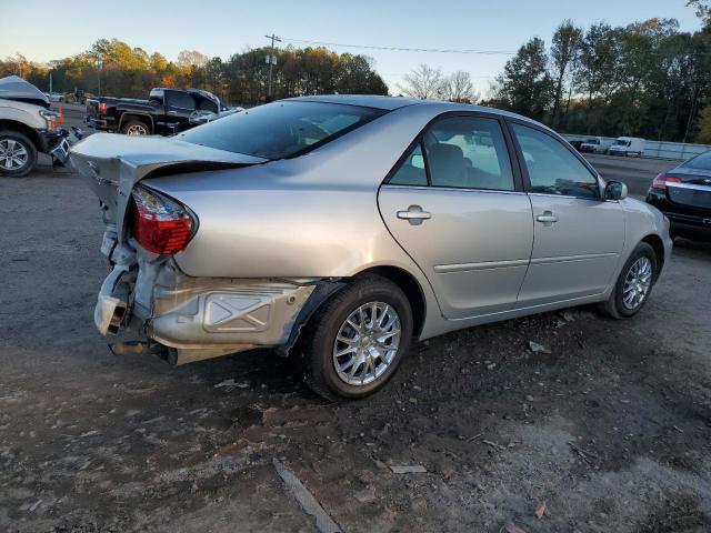 4T1BE32K15U083184 - 2005 TOYOTA CAMRY LE SILVER photo 3