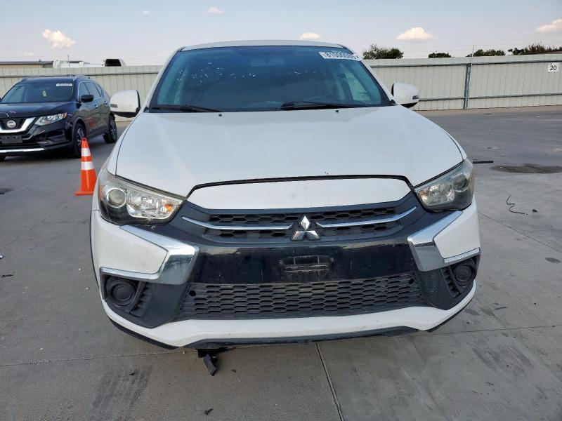 JA4AP3AU4KU036072 - 2019 MITSUBISHI OUTLANDER ES أبيض صورة 5