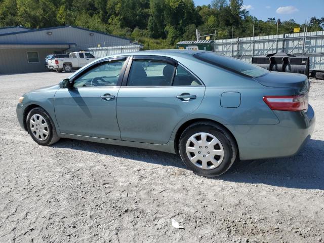 4T4BE46KX8R046984 - 2008 TOYOTA CAMRY CE GRAY photo 2