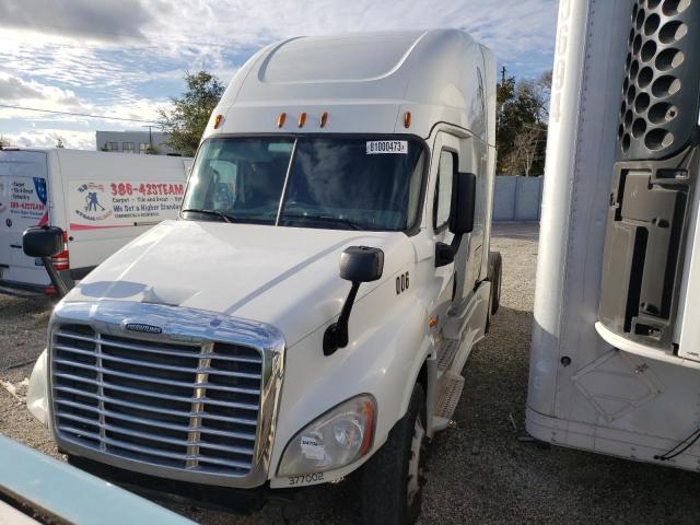 3AKJGLDR7HSHH8490 - 2017 FREIGHTLINER CASCADIA 1 WHITE photo 2